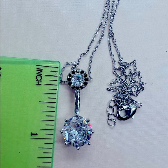 🌟 Sterling Silver Pendant Necklace - Picture 5 of 5